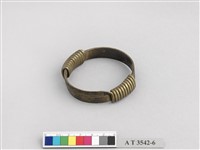 藏品(銅腕飾)的圖片